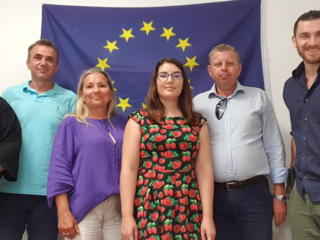 20220913_181530 (Medium)